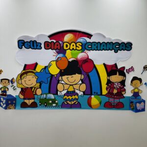 Painel decorativo dia das crianças com lembrancinhas